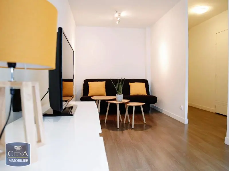 Photo 1 Appartement 1 pièce 26.85m²