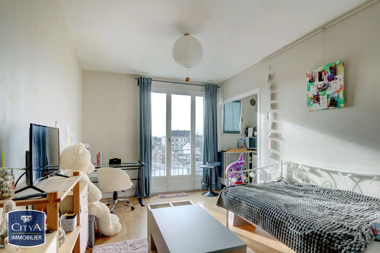 Photo 1 Appartement 1 pièce 23.34m²