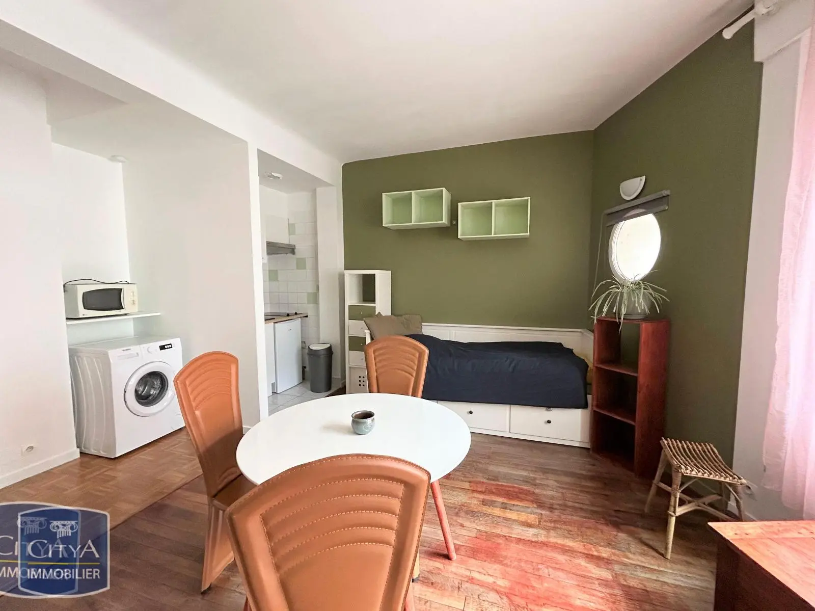 Photo 1 Appartement 2 pièces 35.8m²
