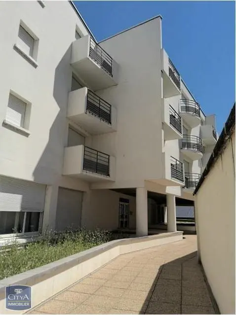 Photo 1 Appartement 1 pièce 27.79m²