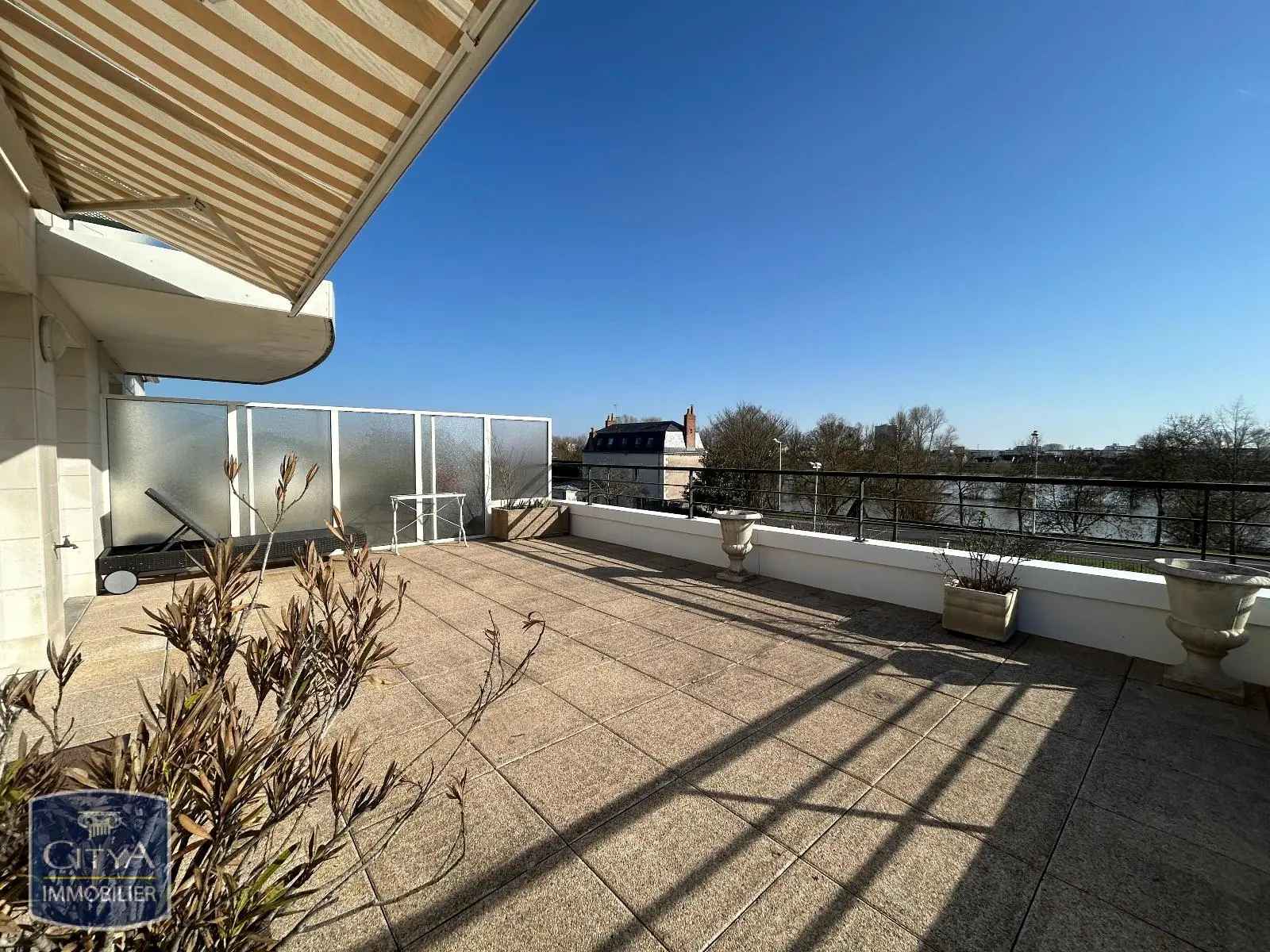 Photo 1 Appartement 3 pièces 85.3m²