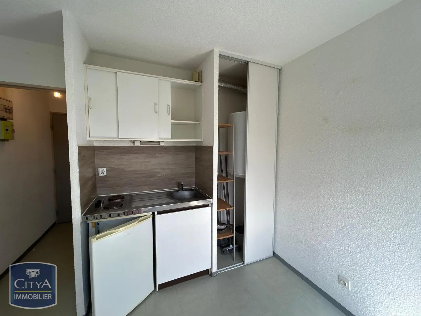 Photo 1 Appartement 1 pièce 15.52m²