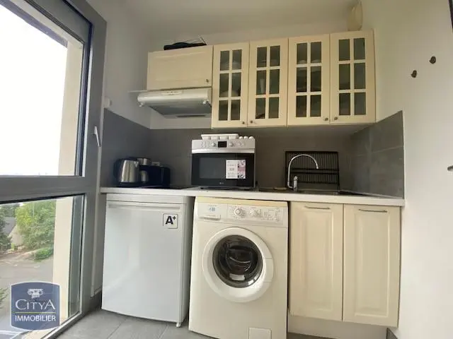 Photo 3 Appartement 1 pièce 32.51m²