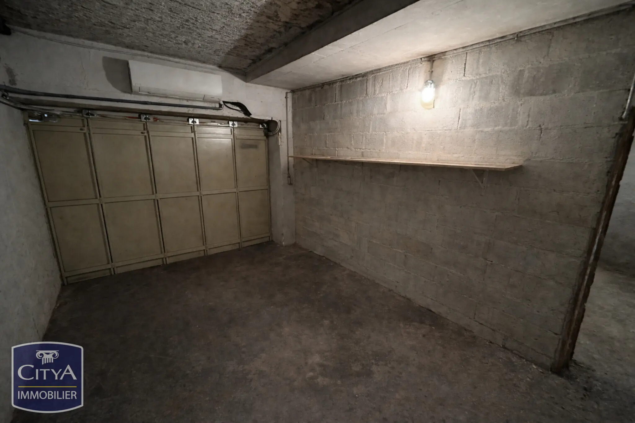 Photo 2 parking Tours