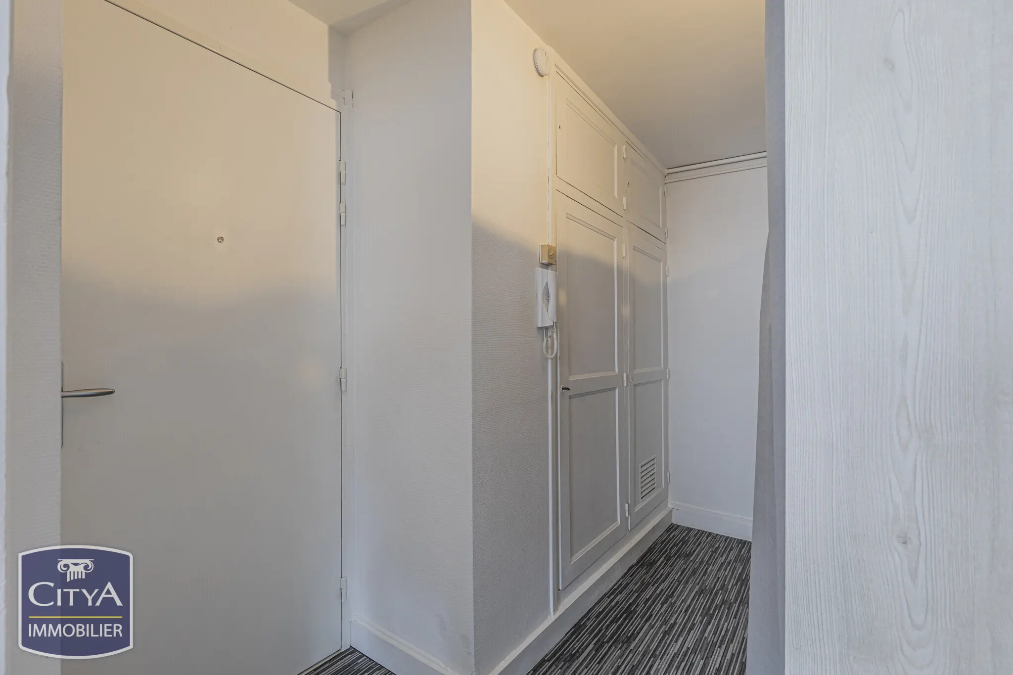 Photo 5 Appartement 1 pièce 27.15m²