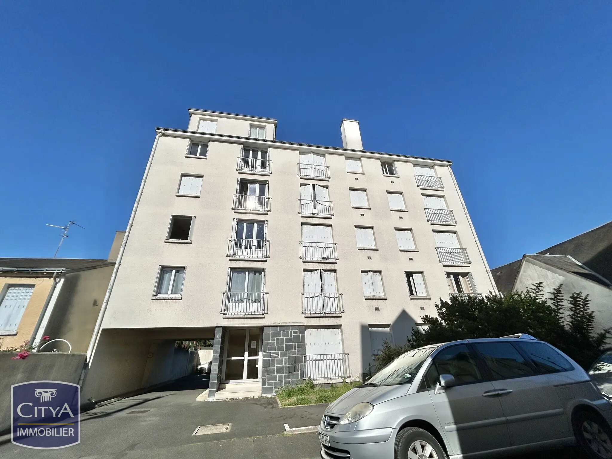 Photo 1 Appartement 1 pièce 26.01m²