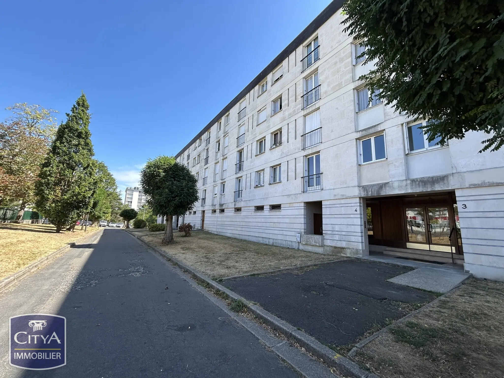 Photo 2 Appartement 1 pièce 35m²