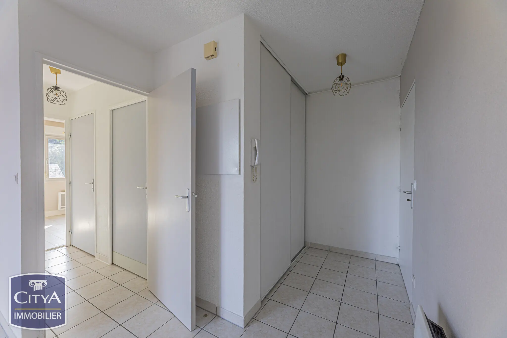 Photo 10 Appartement 2 pièces 48m²