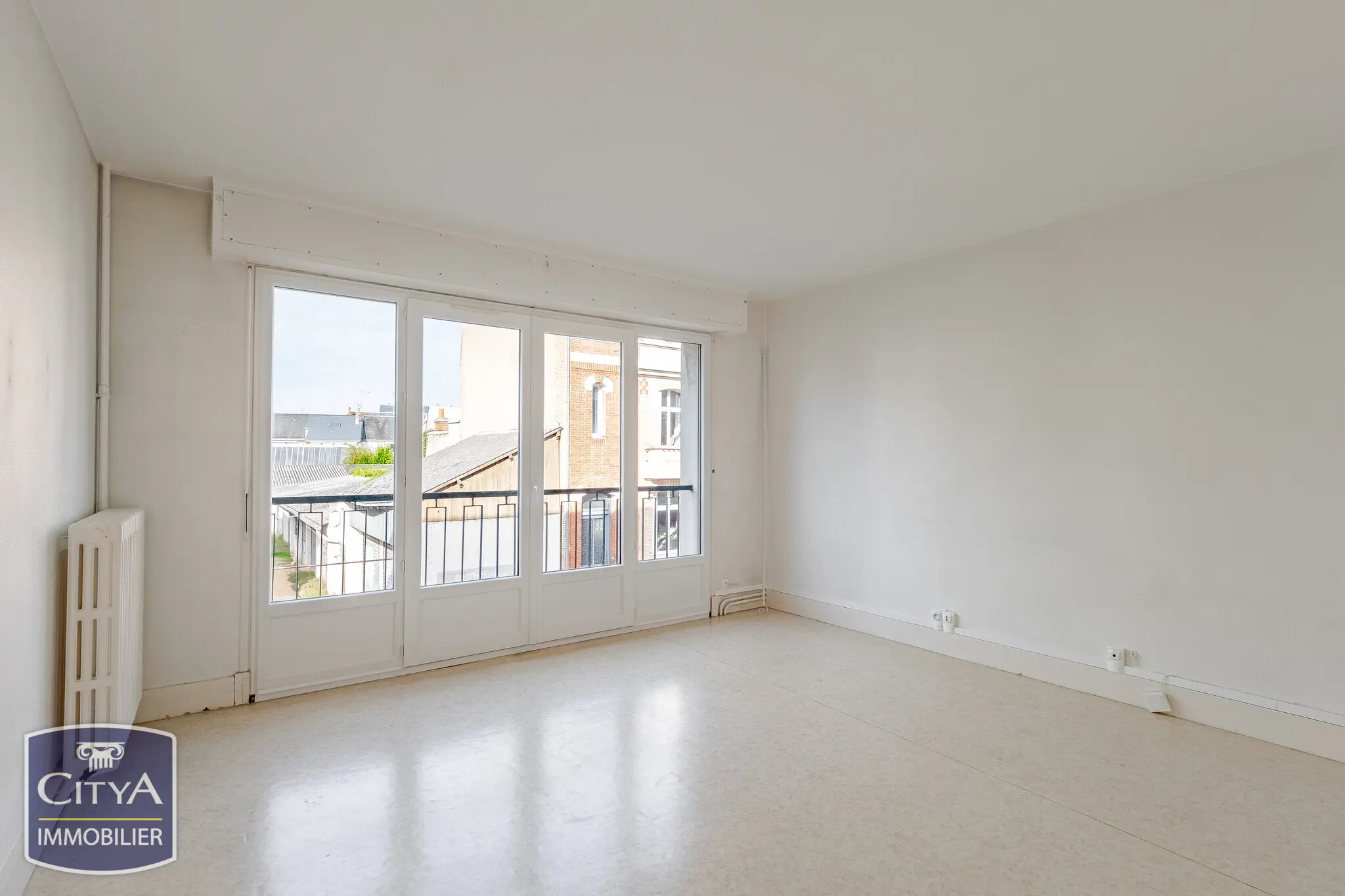 Photo 1 Appartement 1 pièce 32m²