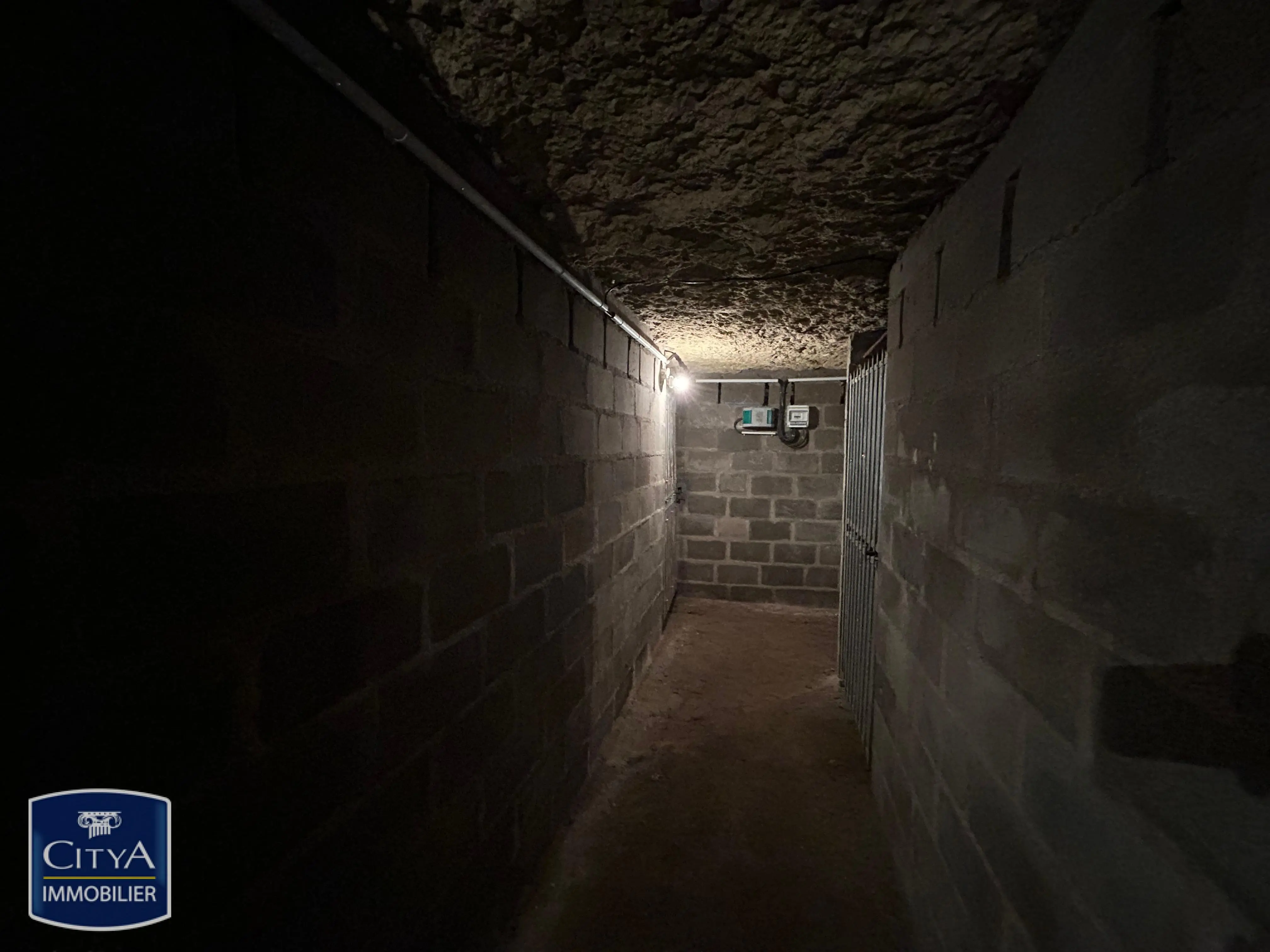 Photo 3 Parking 12m²