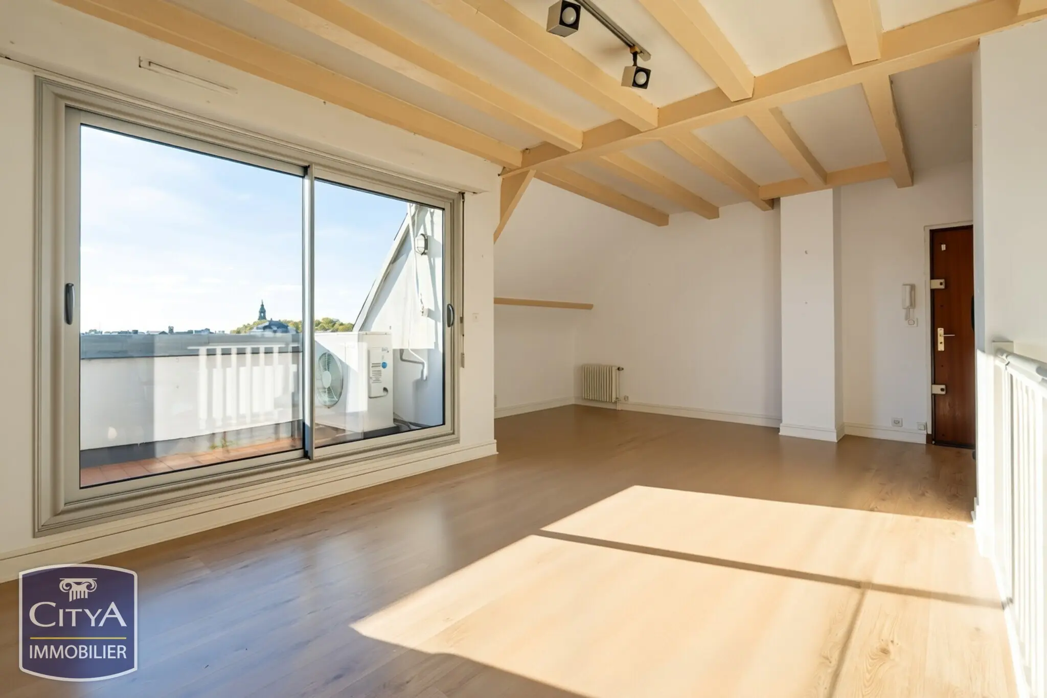 Photo 1 Appartement 5 pièces 116m²