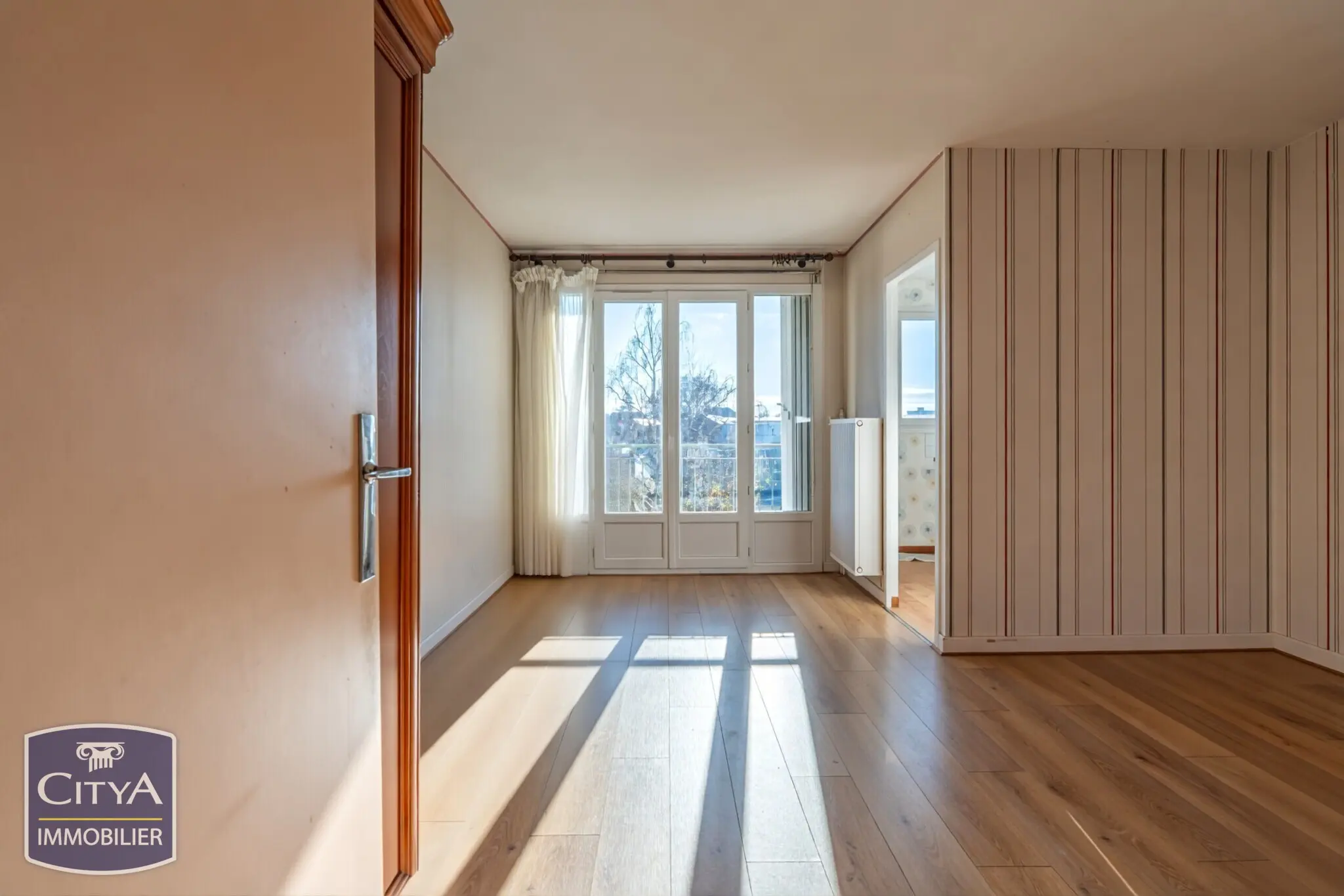 Photo 2 Appartement 1 pièce 28.7m²