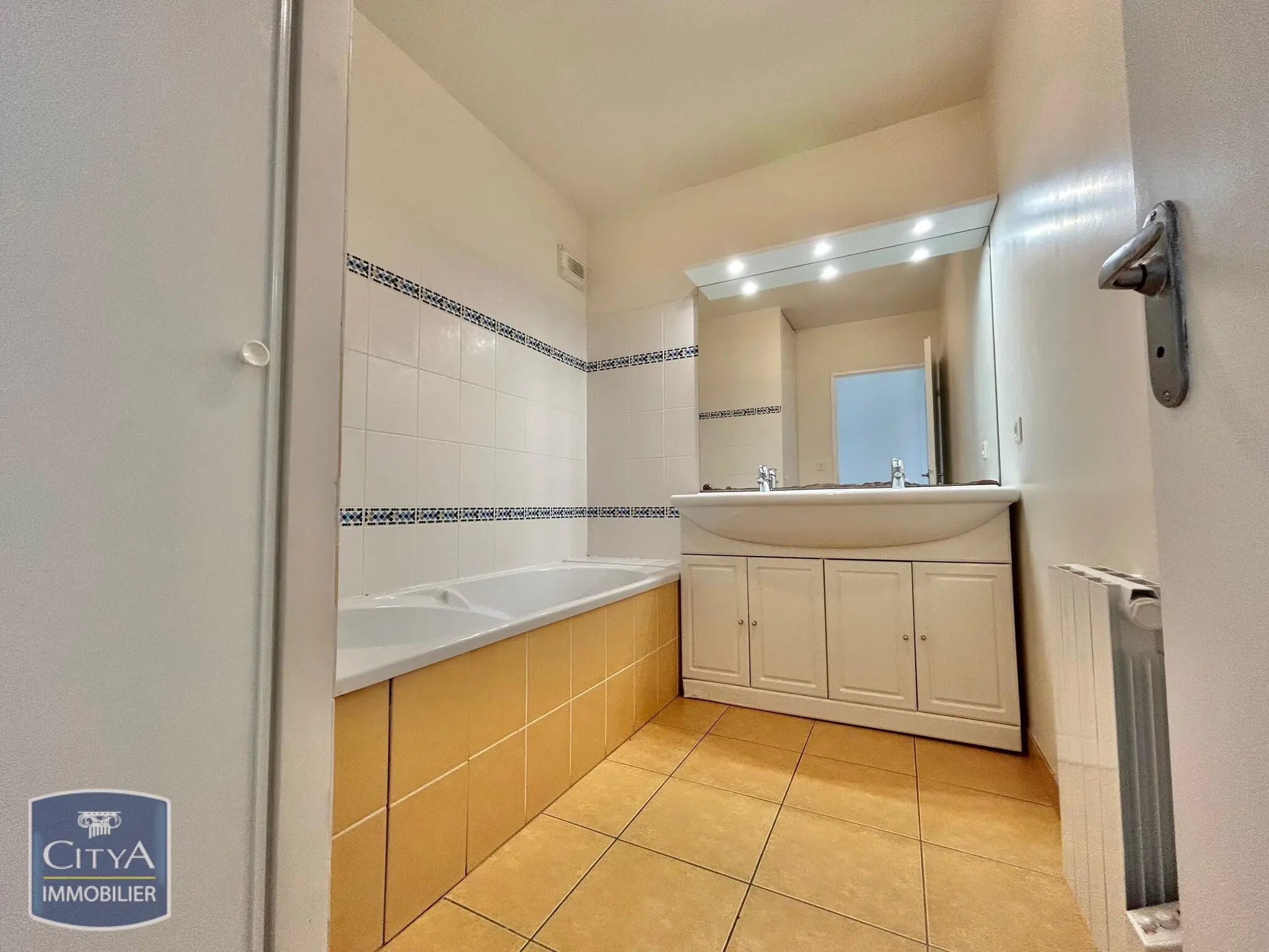 Photo 15 Appartement 4 pièces 80.19m²