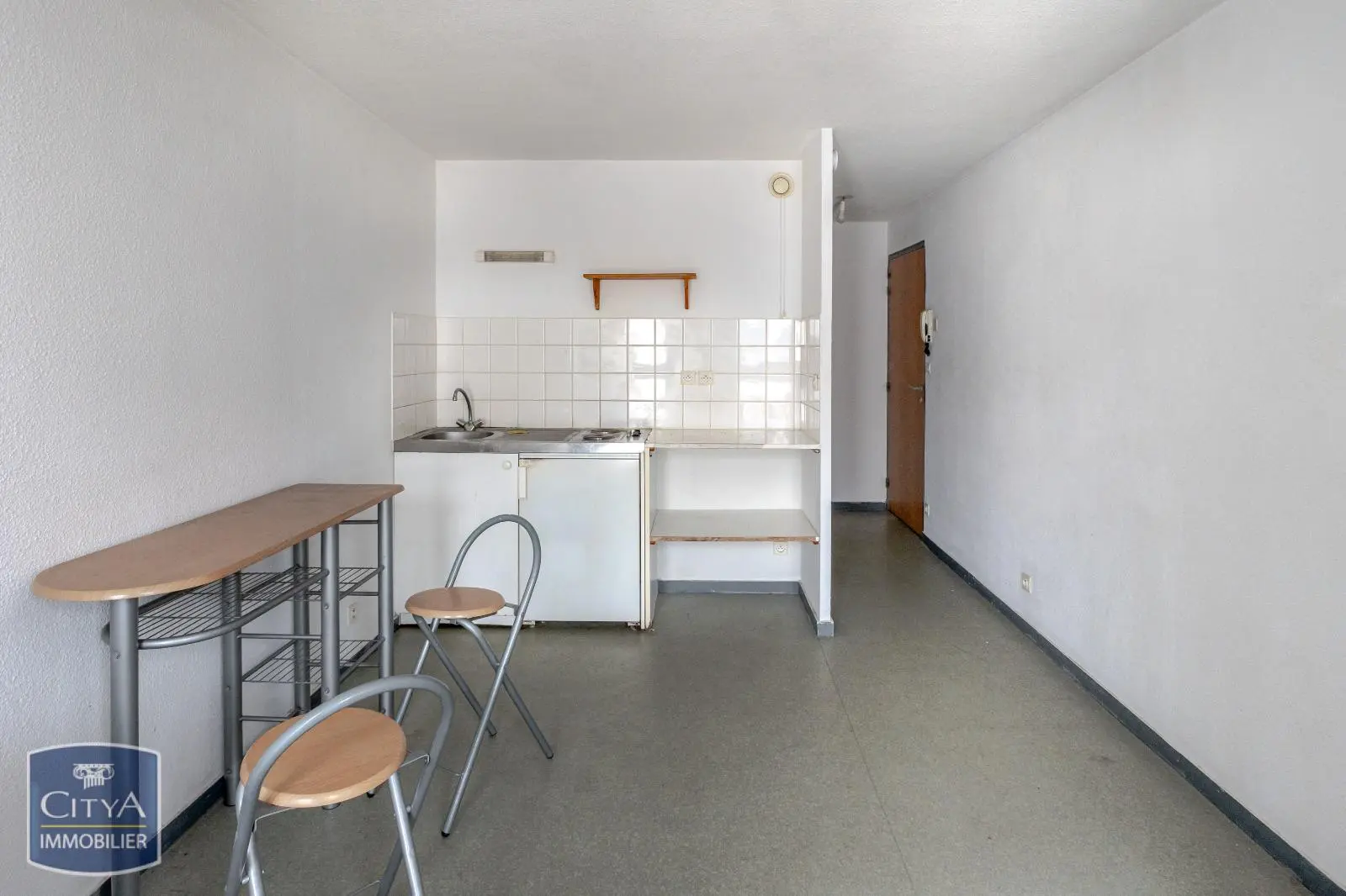 Photo 1 Appartement 1 pièce 21m²