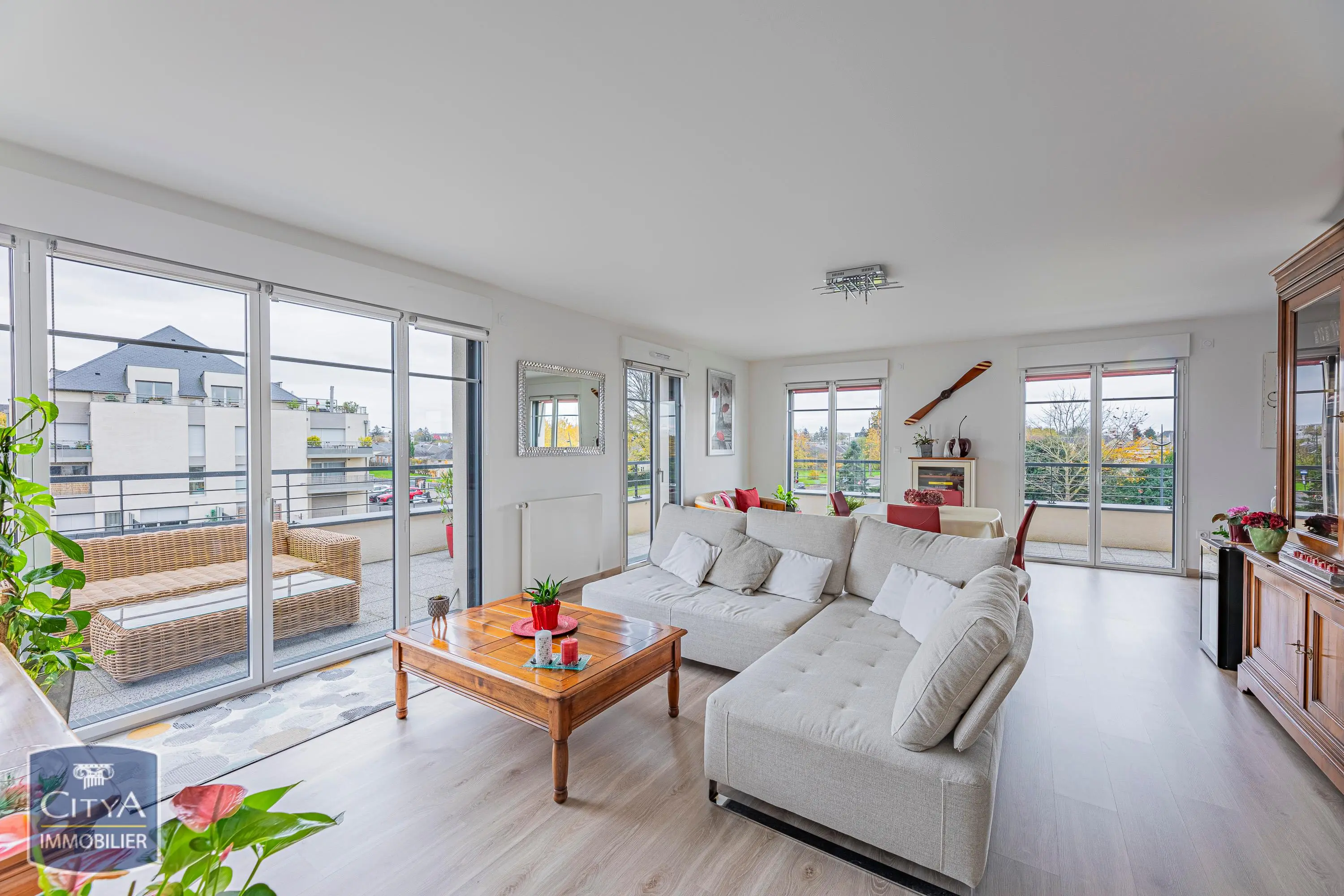 Photo 2 Appartement 4 pièces 98m²