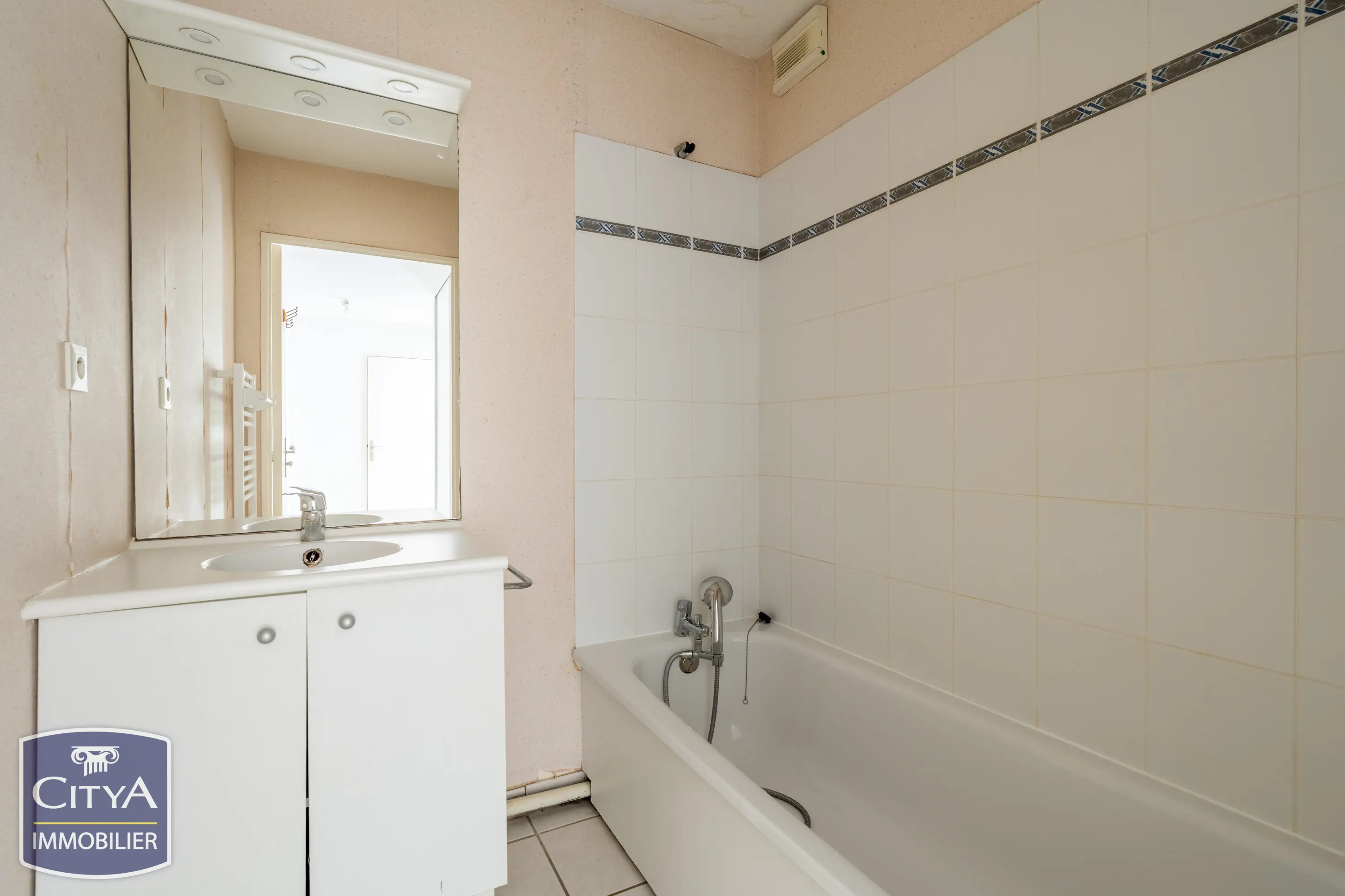 Photo 7 Appartement 2 pièces 56m²