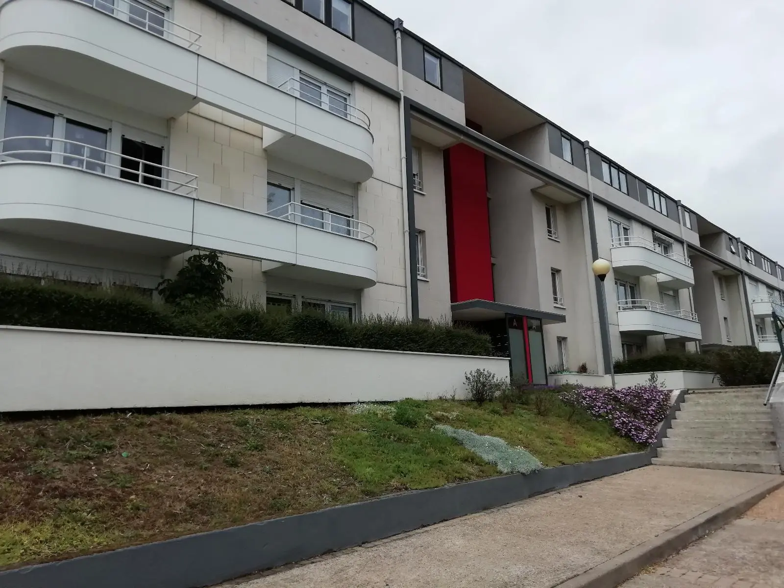 Photo 1 Appartement 1 pièce 35m²