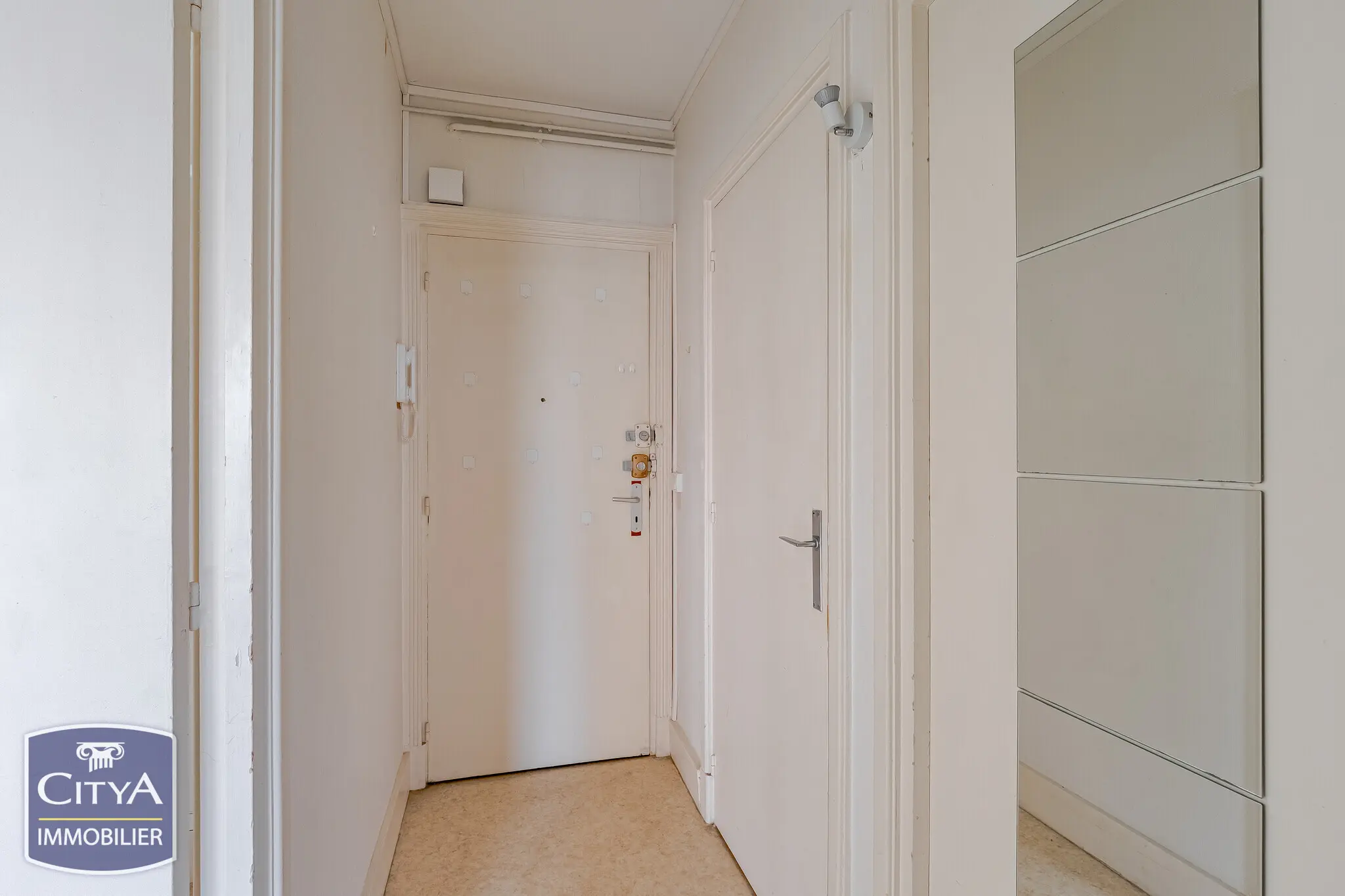 Photo 3 Appartement 1 pièce 32m²