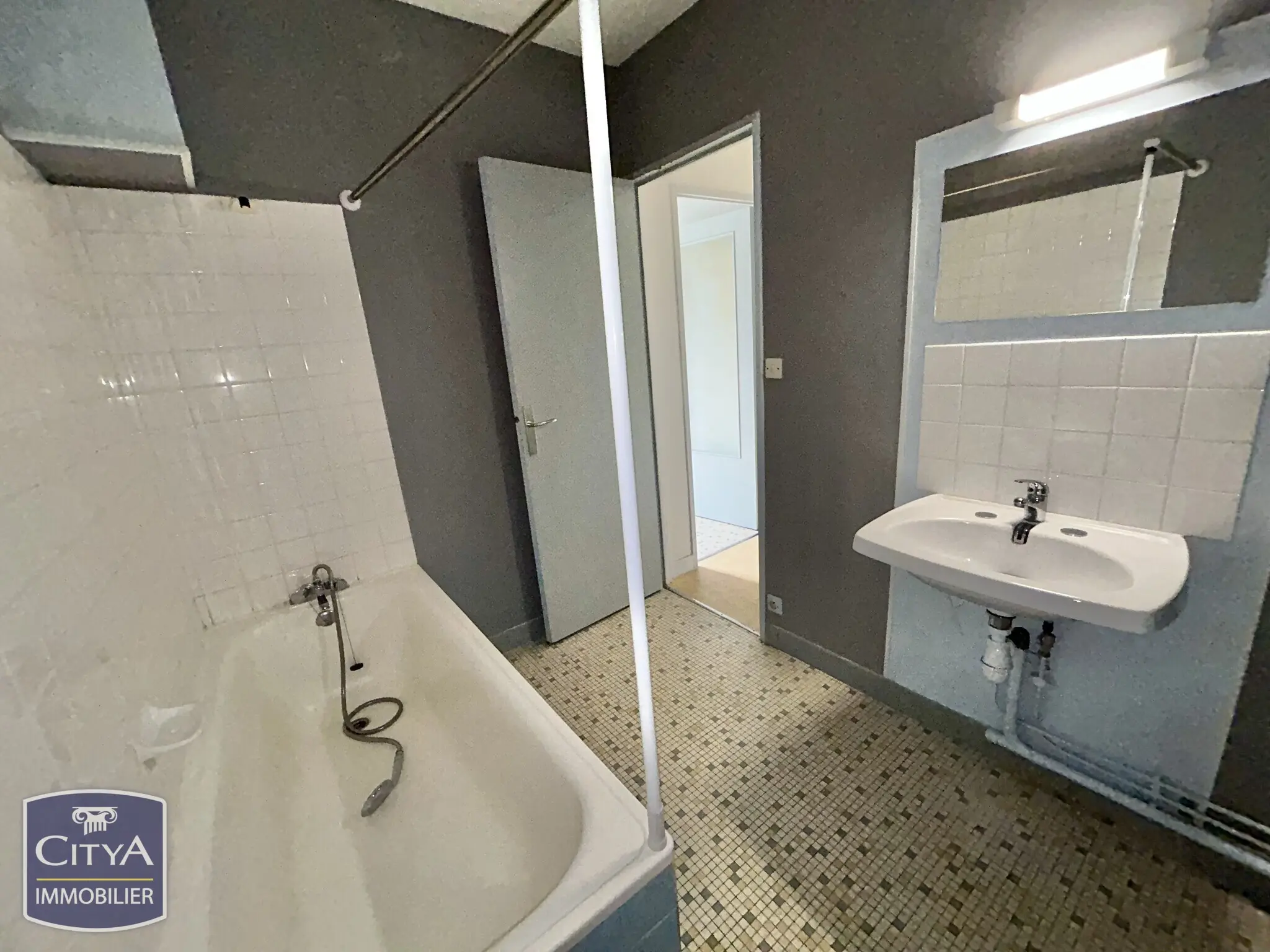 Photo 9 appartement Tours
