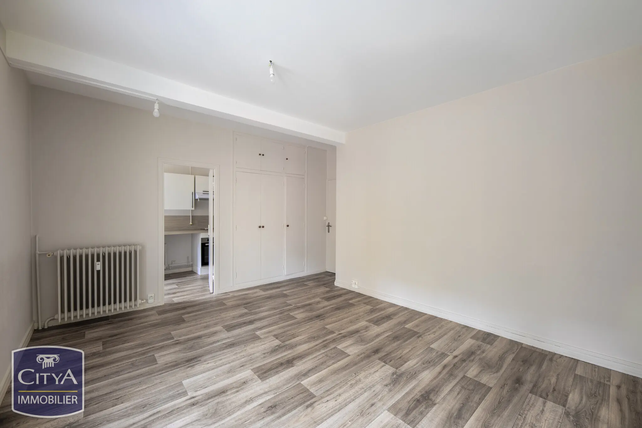 Photo 2 Appartement 1 pièce 35m²