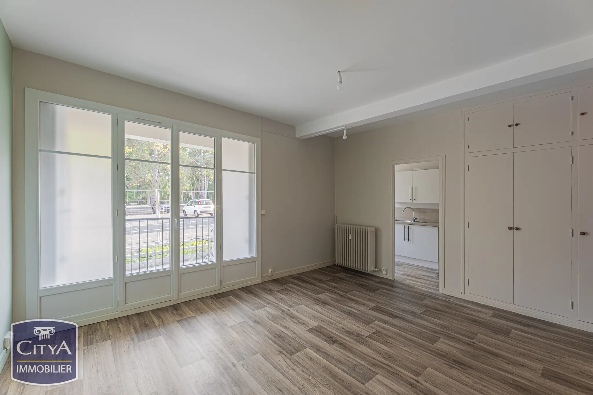 Photo 1 Appartement 1 pièce 35m²