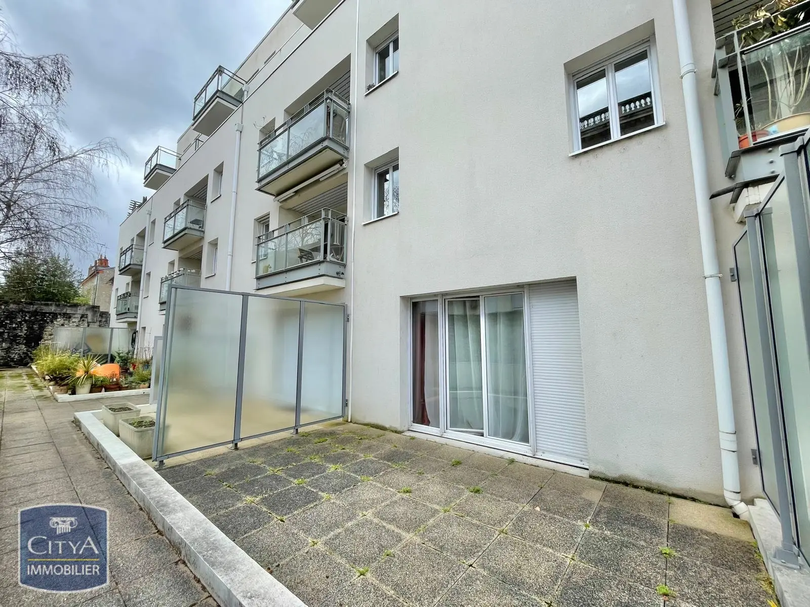 Photo 2 Appartement 1 pièce 32.84m²
