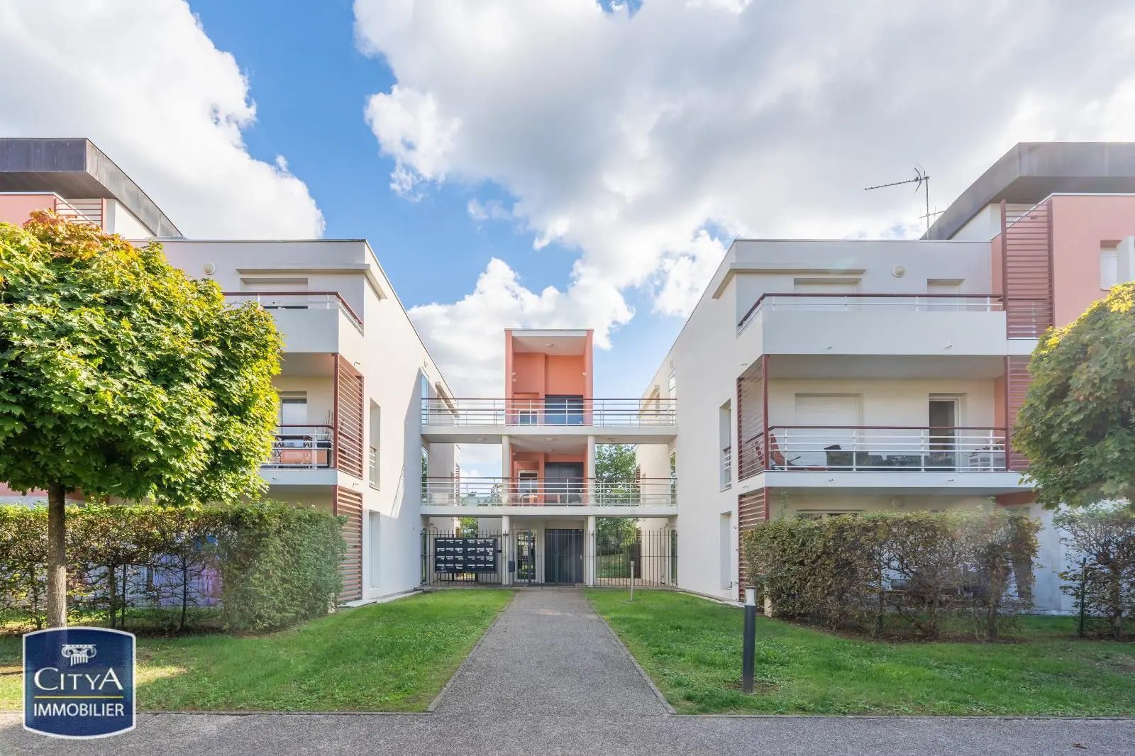 Photo 1 Appartement 3 pièces 70m²