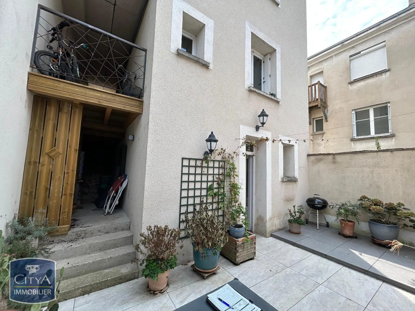 Photo 1 Maison 3 pièces 105m²