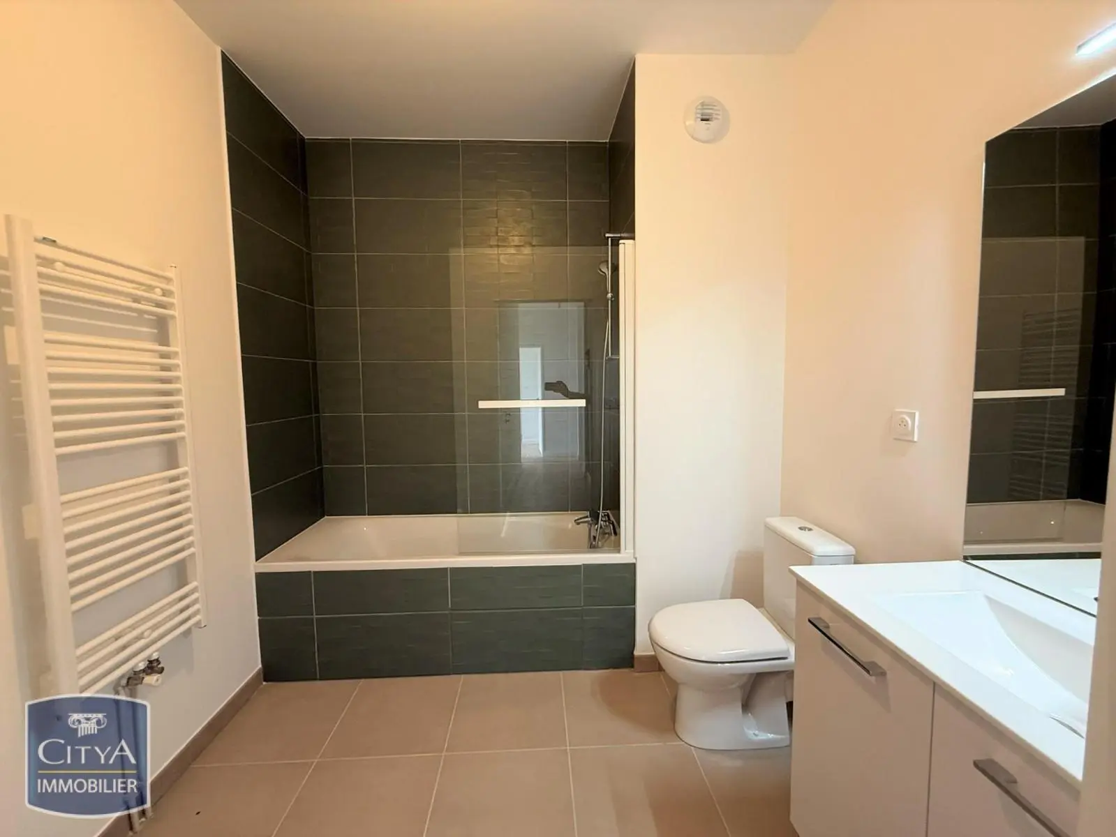 Photo 9 Appartement 4 pièces 102.72m²