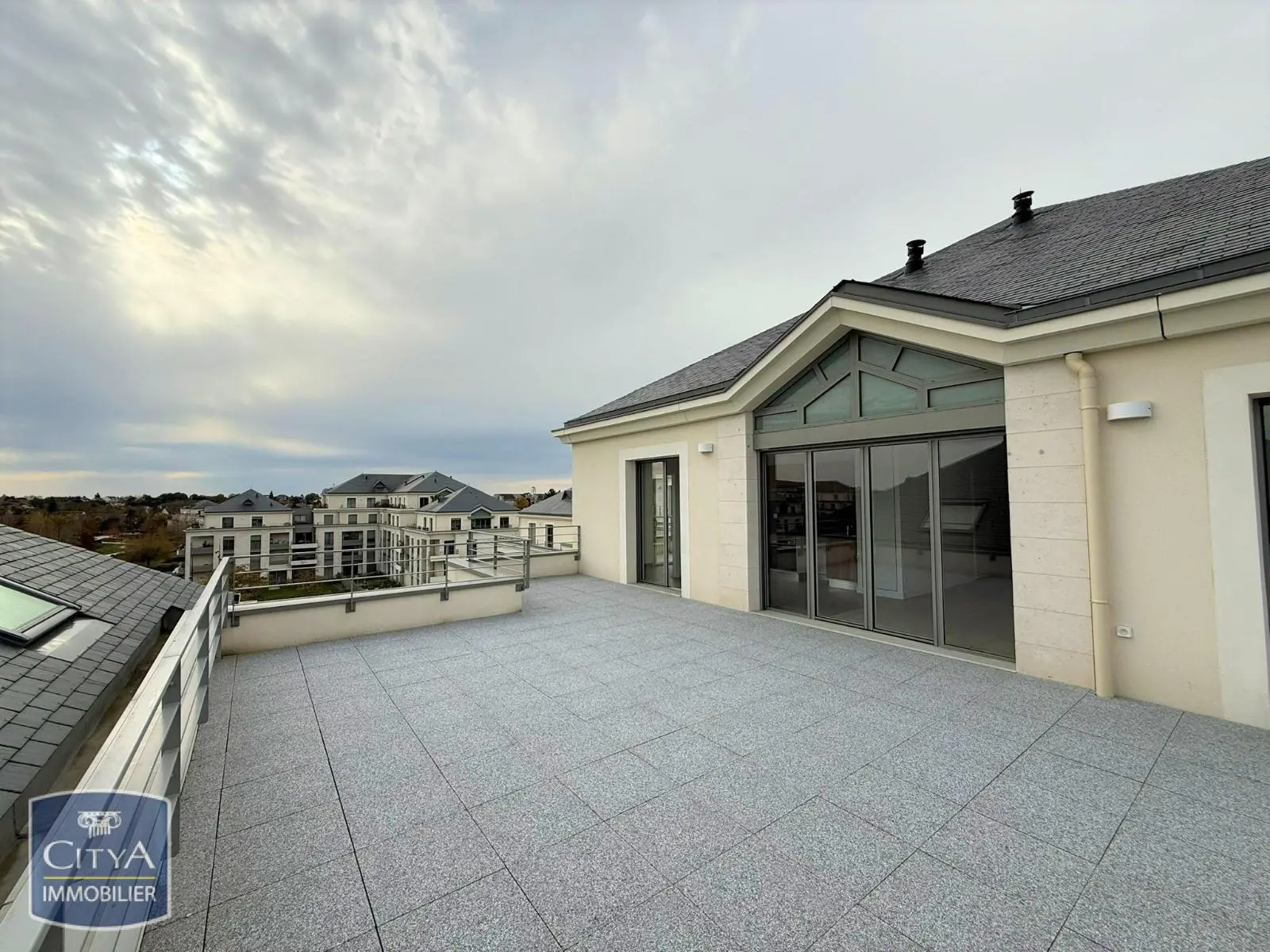 Photo 1 Appartement 4 pièces 102.72m²