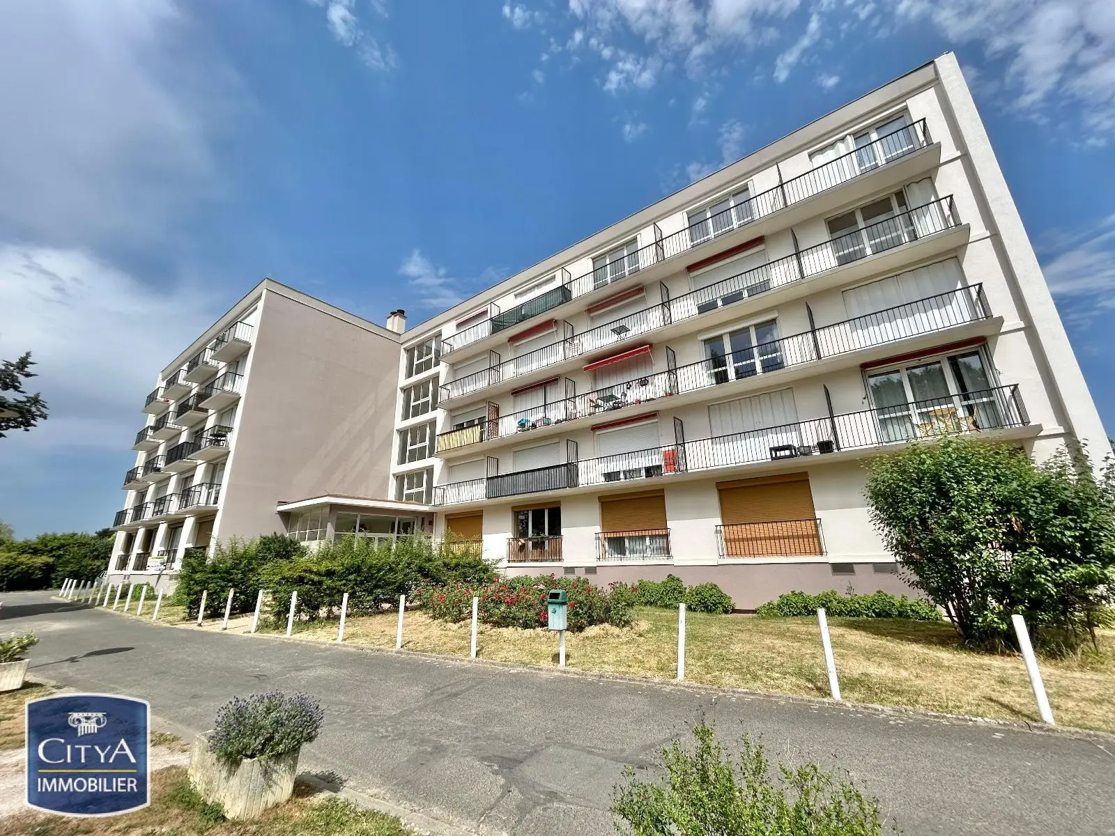 Photo 1 Appartement 1 pièce 31.45m²