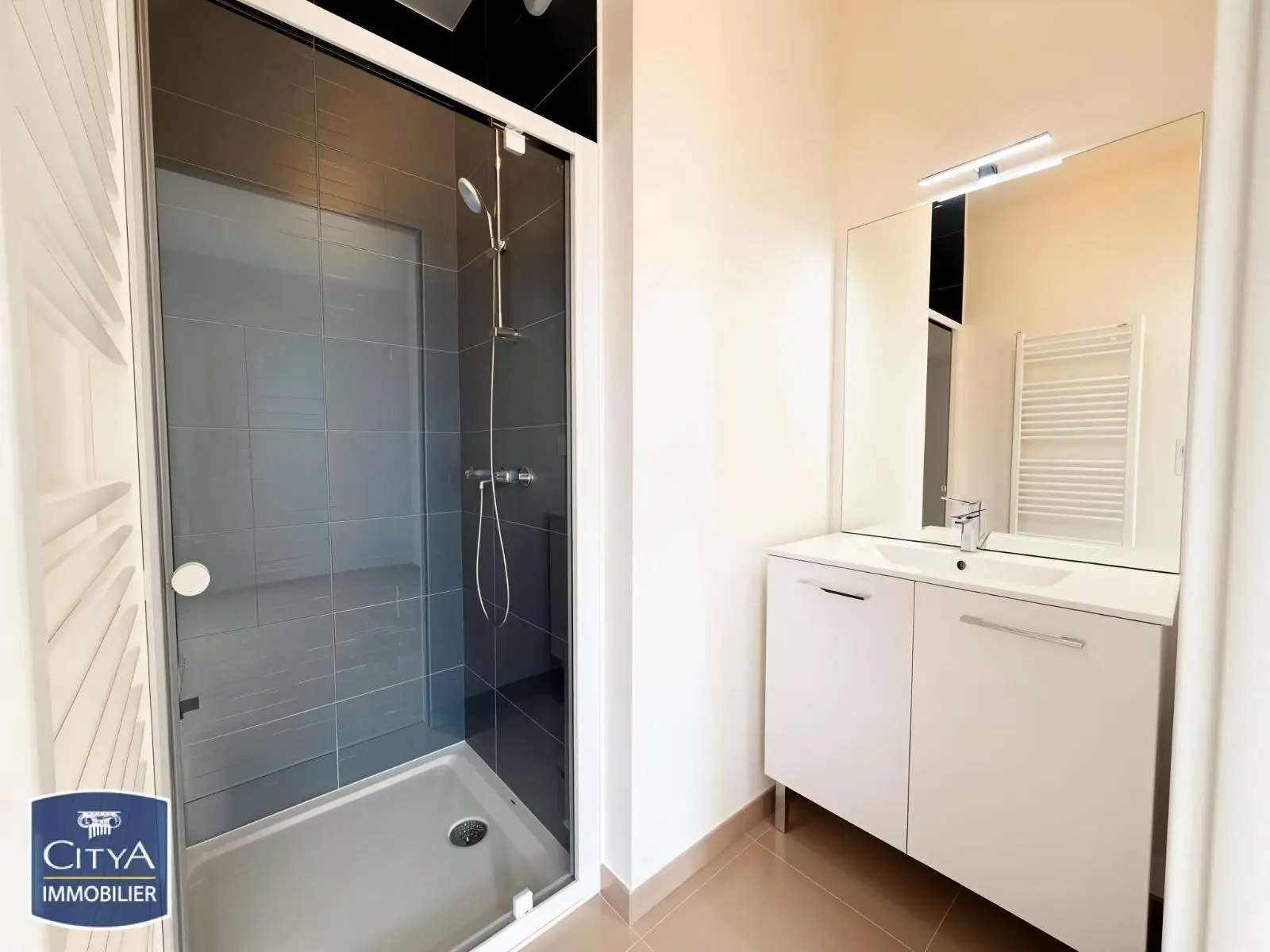 Photo 12 Appartement 4 pièces 102.72m²