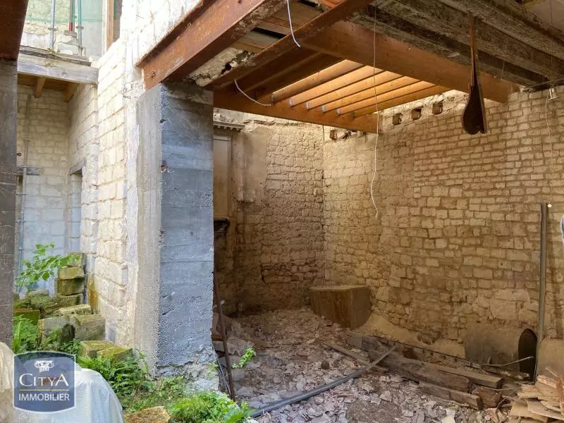 Illustration pour Immeuble 200m² Photo Immeuble 200m²
