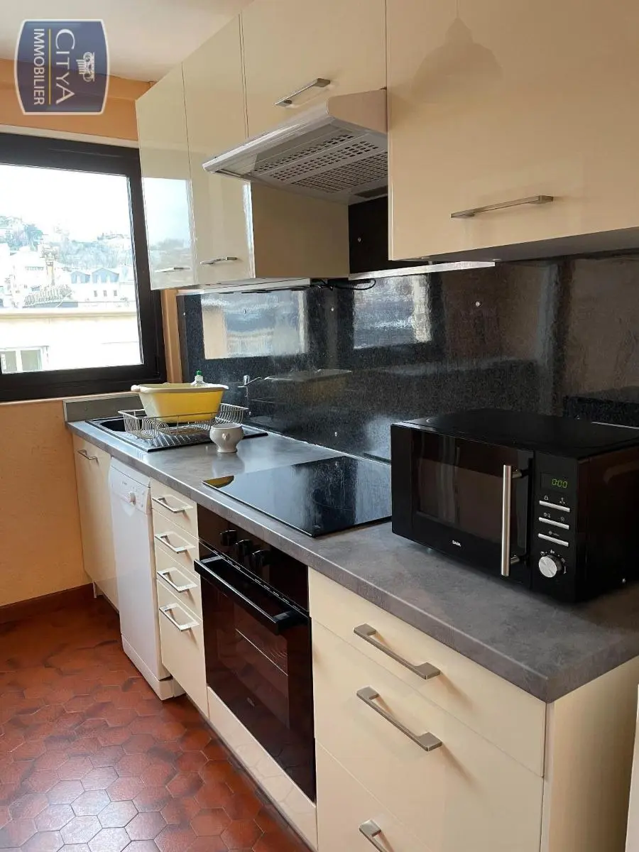 Photo 2 Appartement 1 pièce 43m²