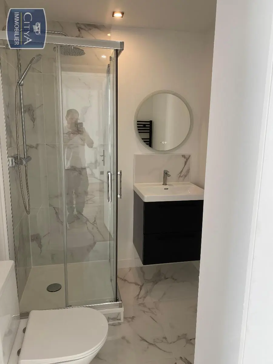 Photo 1 Appartement 1 pièce 25.59m²