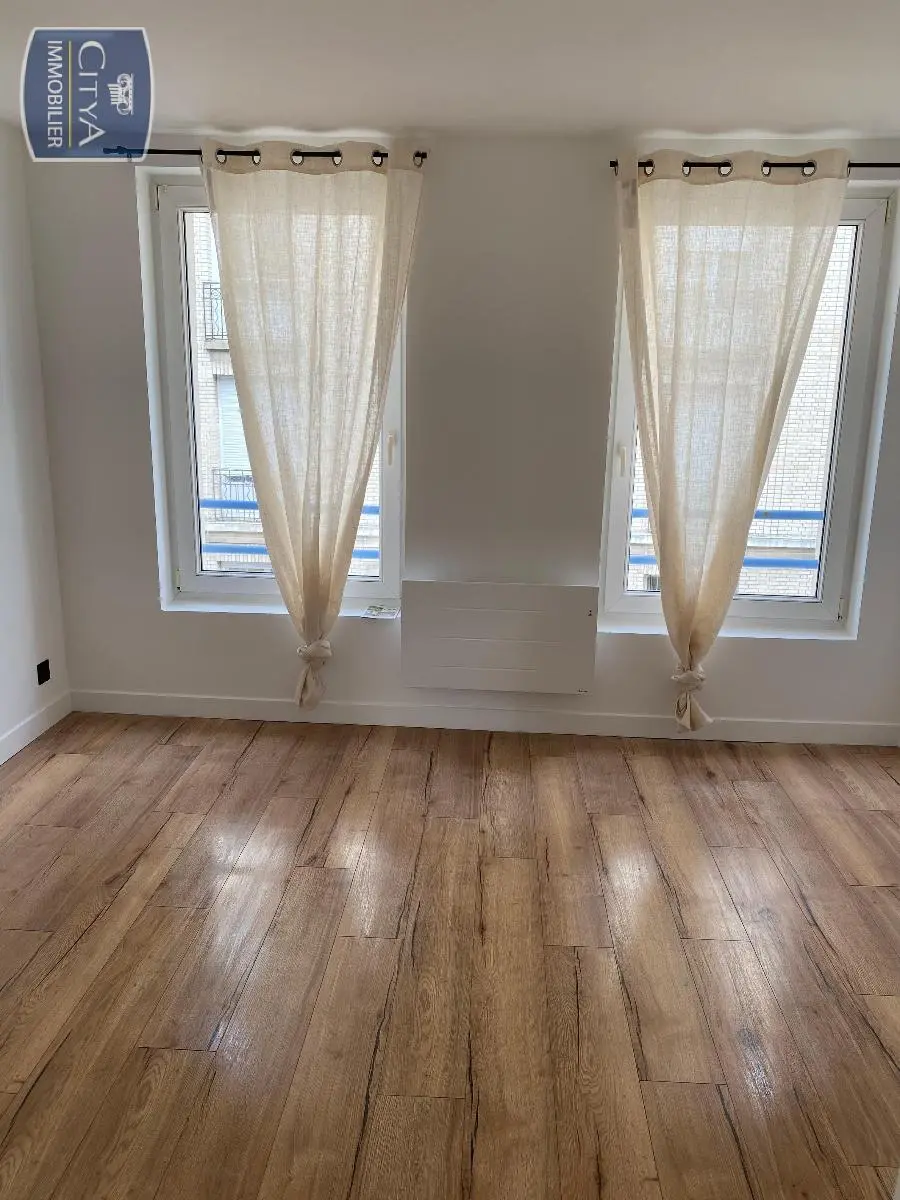 Photo 2 Appartement 1 pièce 25.59m²