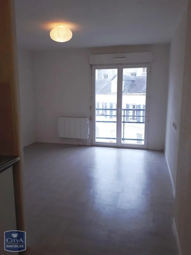 Photo 1 Appartement 1 pièce 20m²
