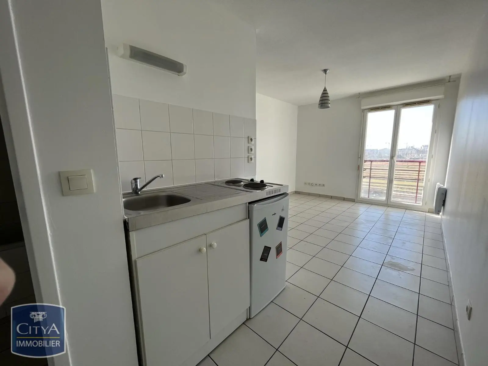 Photo 1 Appartement 1 pièce 20.1m²