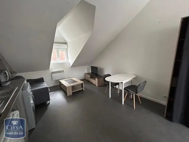 Photo 1 Appartement 1 pièce 19.7m²