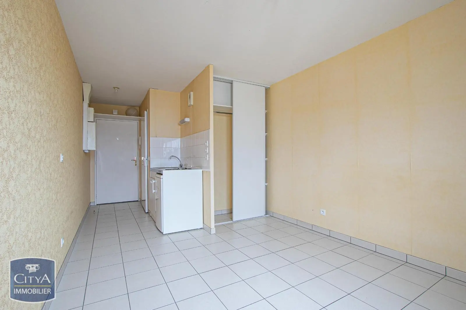 Photo 2 Appartement 1 pièce 20.1m²