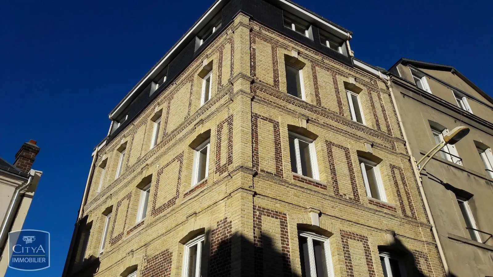 Photo 1 Appartement 1 pièce 27.24m²