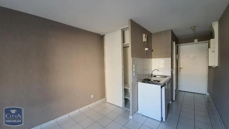 Photo 1 Appartement 1 pièce 20m²