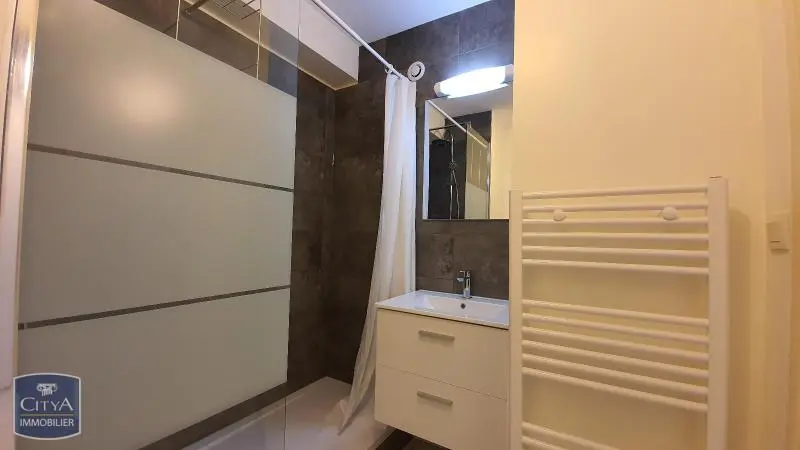 Photo 2 Appartement 1 pièce 20.05m²