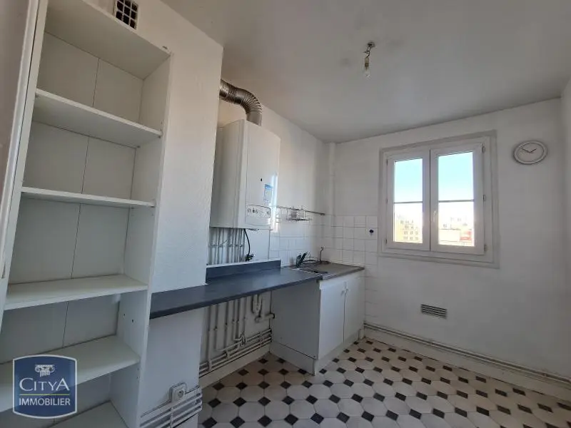 Photo 2 Appartement 1 pièce 29.4m²