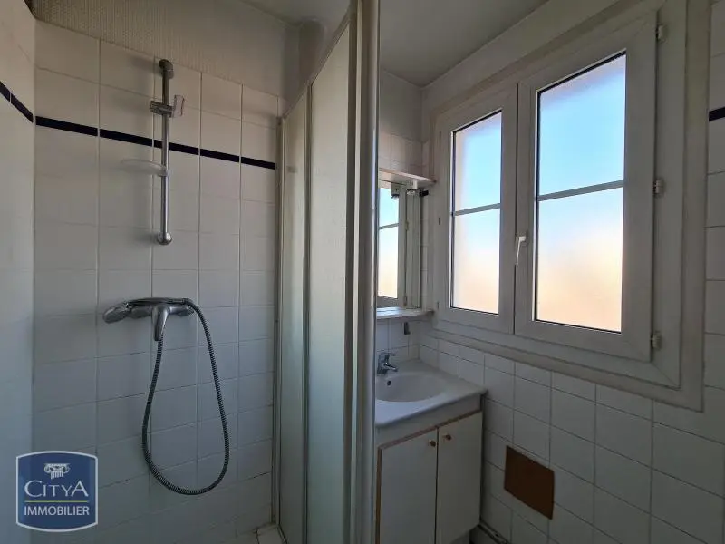 Photo 3 Appartement 1 pièce 29.4m²