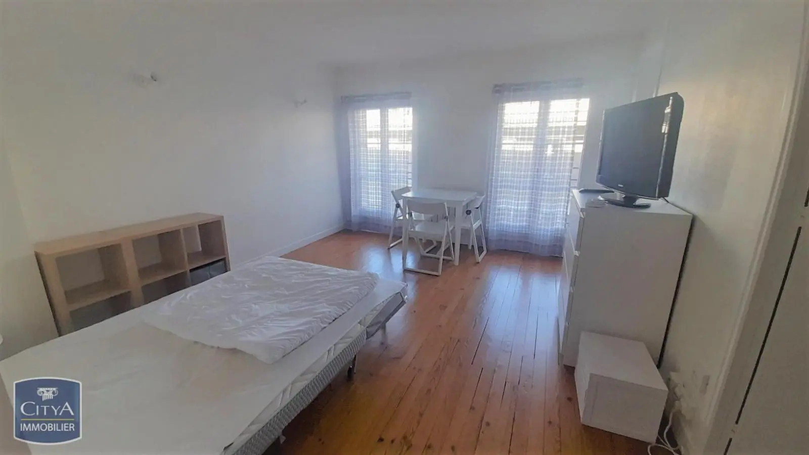 Photo 1 Appartement 1 pièce 25.68m²