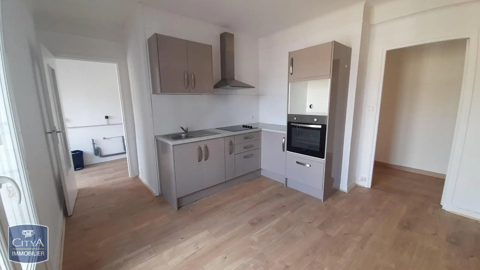 Photo 2 Appartement 2 pièces 56m²