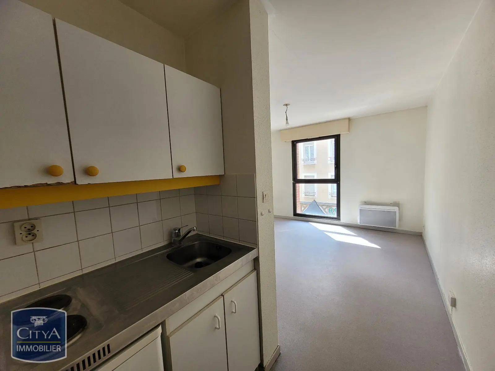Photo 1 Appartement 1 pièce 21.26m²