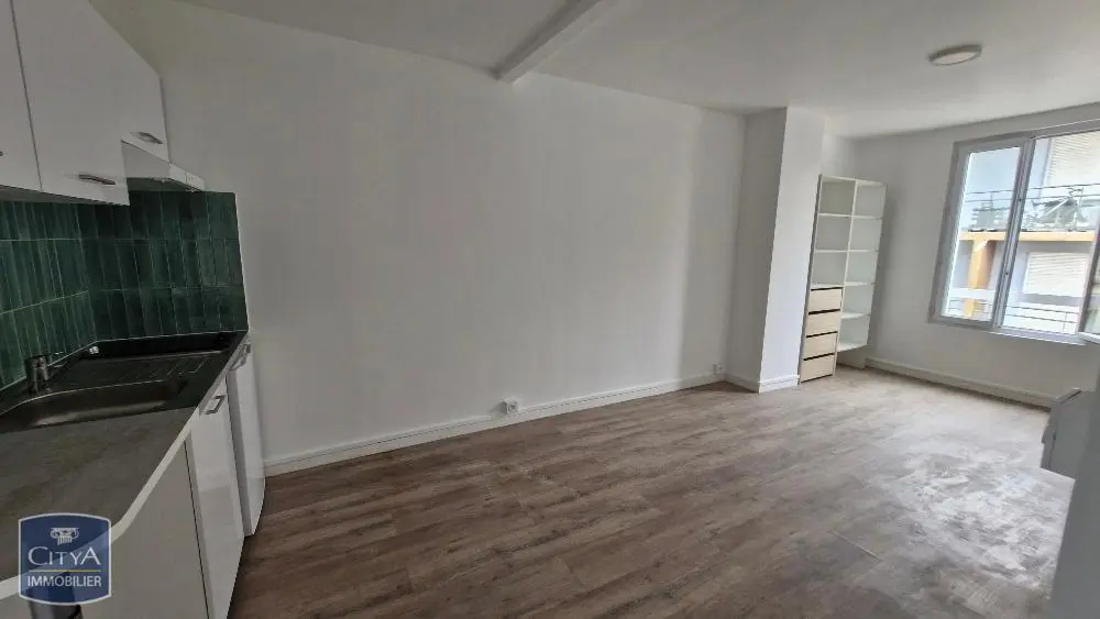 Photo 1 Appartement 1 pièce 25m²