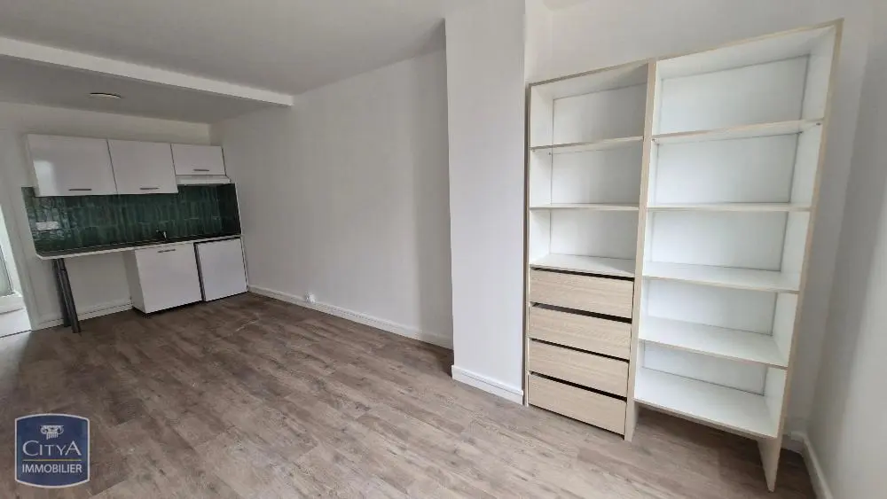 Photo 2 Appartement 1 pièce 25m²